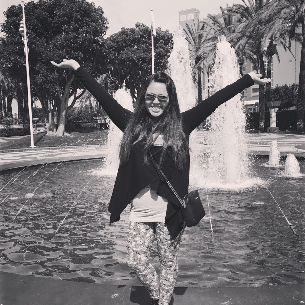 Meet your Posher, Cristal